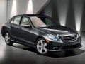Spiel E-Klasse Limousine Puzzle Online